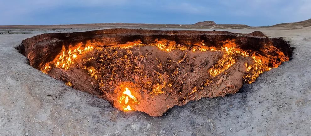 La Puerta del Infierno en Turkmenistán, un cráter ardiente que fascina al mundo.